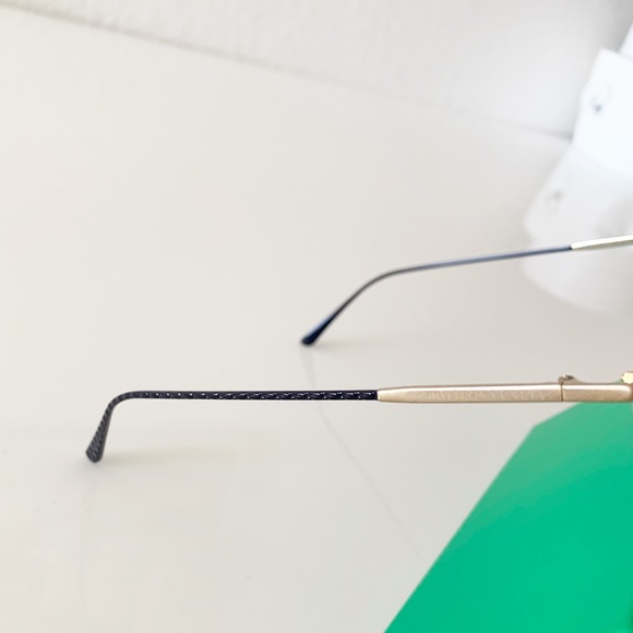 BOTTEGA VENETA Blue Sunglasses - Picture 9 of 12